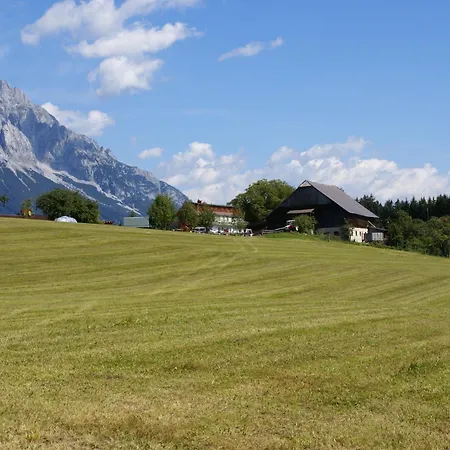 Alpen Camp * Grobming